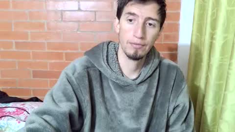 johan70nsexy online show from April 26, 2026, 11:13 pm