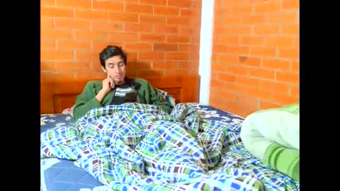 johan70nsexy online show from June 10, 2026, 7:40 am
