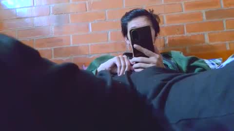 johan70nsexy online show from June 10, 2026, 9:25 pm
