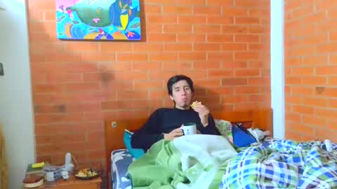 johan70nsexy online show from June 13, 2026, 11:52 am