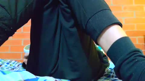johan70nsexy online show from June 17, 2026, 5:36 pm