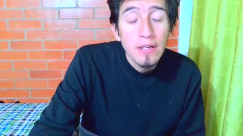 johan70nsexy online show from June 26, 2026, 12:37 am