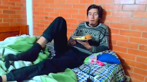 johan70nsexy online show from July 7, 2026, 4:15 am