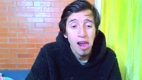 johan70nsexy online show from July 24, 2026, 6:39 pm
