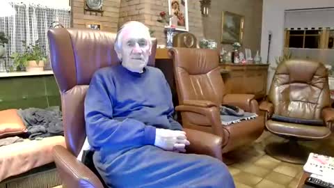 johan7 heet online show from December 25, 2024, 10:37 pm