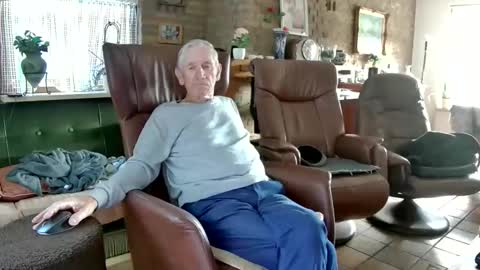 johan7 heet online show from September 15, 2025, 3:56 pm