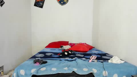 johan_and_antonella online show from February 1, 2025, 12:51 am