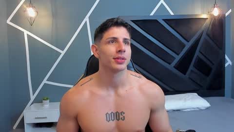 Johan Williams online show from December 12, 2024, 6:25 am