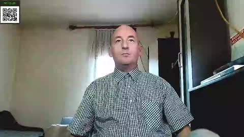 Snapshot of johanbarker chatting on December 28, 2024, 1:17 pm Johan online show from December 28, 2024, 1:17 pm