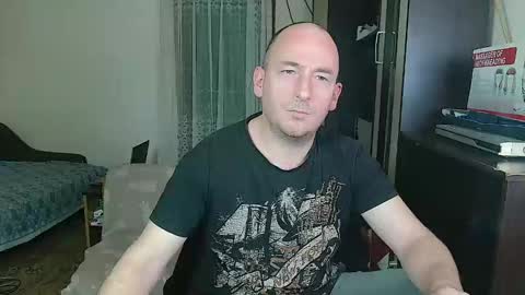 Snapshot of johanbarker chatting on January 18, 2025, 12:26 pm Johan online show from January 18, 2025, 12:26 pm