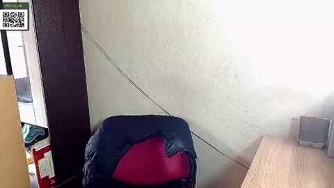 Snapshot of johanbarker chatting on March 1, 2025, 11:17 am Johan online show from March 1, 2025, 11:17 am