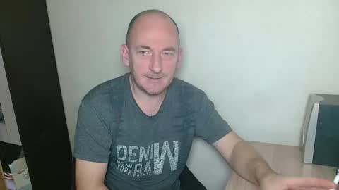 Johan online show from December 21, 2025, 11:39 am