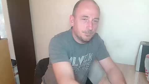 Snapshot of johanbarker chatting on March 9, 2026, 1:59 pm Johan online show from March 9, 2026, 1:59 pm