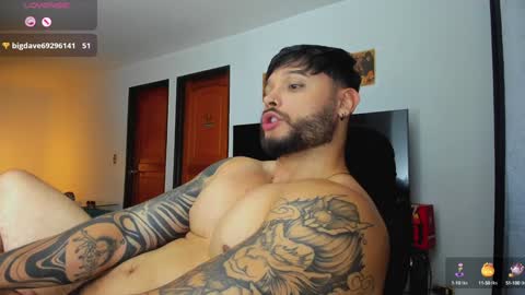 Snapshot of johatsu chatting on December 3, 2024, 1:41 am King - online show from December 3, 2024, 1:41 am