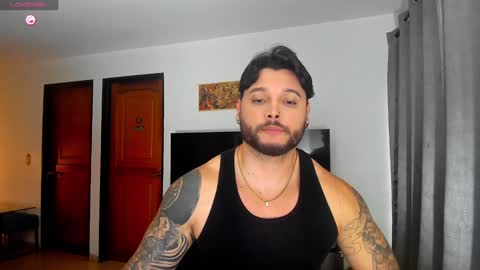 Snapshot of johatsu chatting on January 2, 2025, 10:11 pm King - online show from January 2, 2025, 10:11 pm