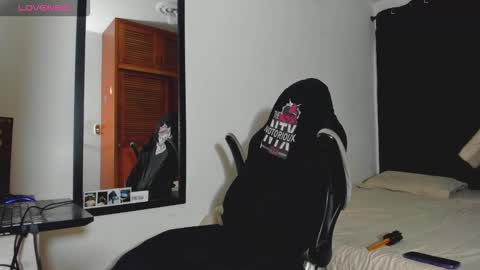 Snapshot of johatsu chatting on January 12, 2026, 10:26 pm King - online show from January 12, 2026, 10:26 pm