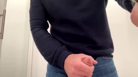 Snapshot of john06070 chatting on December 2, 2024, 8:52 am Uk daddy online show from December 2, 2024, 8:52 am