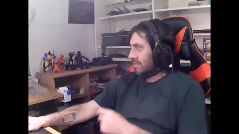 john online show from November 7, 2025, 5:40 am