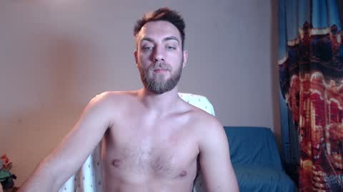 Snapshot of john_green77 chatting on January 20, 2025, 1:39 am John online show from January 20, 2025, 1:39 am