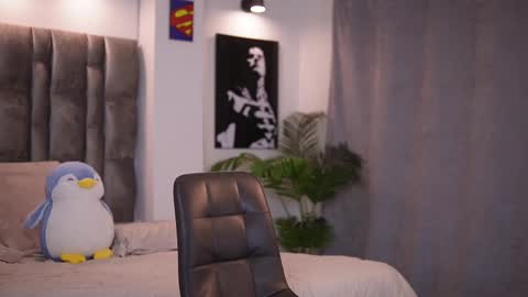 john online show from February 19, 2025, 9:14 pm