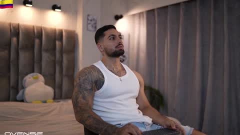 john online show from November 2, 2025, 12:40 pm