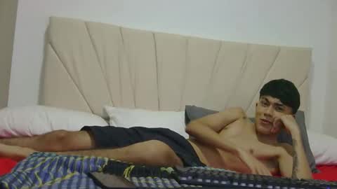 john_miles01 online show from December 19, 2025, 8:43 am