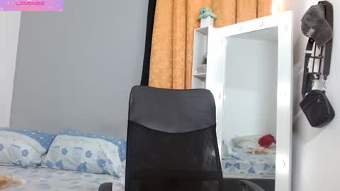 john_ssnow29 online show from December 13, 2024, 9:20 pm