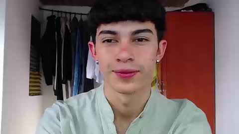 John Vichenso online show from September 9, 2025, 9:47 pm