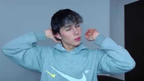 John Vichenso online show from November 24, 2025, 9:47 pm