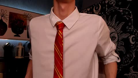 Snapshot of john_weasley chatting on January 22, 2025, 8:49 pm John online show from January 22, 2025, 8:49 pm