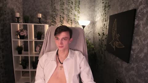 Snapshot of john_weasley chatting on February 4, 2025, 8:59 pm John online show from February 4, 2025, 8:59 pm