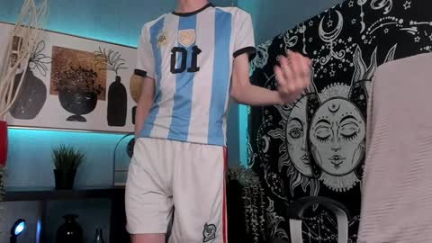 Snapshot of john_weasley chatting on February 6, 2025, 4:31 am John online show from February 6, 2025, 4:31 am