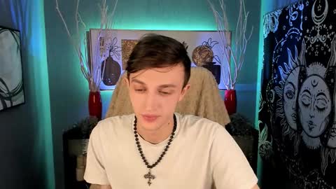 Snapshot of john_weasley chatting on February 13, 2025, 12:13 am John online show from February 13, 2025, 12:13 am