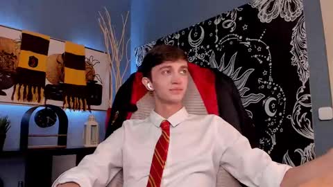 Snapshot of john_weasley chatting on February 28, 2025, 9:12 pm John online show from February 28, 2025, 9:12 pm