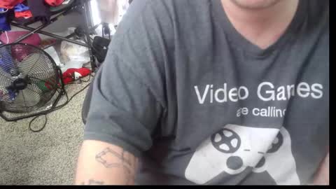 johnfernandez784 online show from February 24, 2026, 6:17 pm