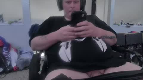 Snapshot of johnfernandez784 chatting on July 12, 2026, 10:39 am johnfernandez784 online show from July 12, 2026, 10:39 am