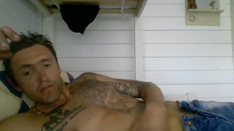 Snapshot of johngiaver3 chatting on May 1, 2026, 10:31 am johngiaver3 online show from May 1, 2026, 10:31 am