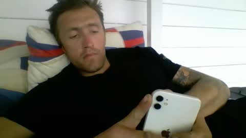 Snapshot of johngiaver3 chatting on May 3, 2026, 11:38 am johngiaver3 online show from May 3, 2026, 11:38 am