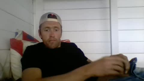 Snapshot of johngiaver3 chatting on May 4, 2026, 12:12 pm johngiaver3 online show from May 4, 2026, 12:12 pm