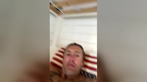 Snapshot of johngiaver3 chatting on May 6, 2026, 10:31 am johngiaver3 online show from May 6, 2026, 10:31 am