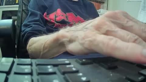 Snapshot of johngp777 chatting on April 25, 2026, 10:29 pm johngp777 online show from April 25, 2026, 10:29 pm