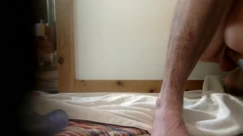 johnjohnson494949 online show from April 16, 2026, 9:39 pm