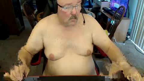 Snapshot of johnjulejazz chatting on May 8, 2026, 10:37 pm JohnJuleJazz online show from May 8, 2026, 10:37 pm