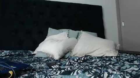 john online show from September 8, 2025, 8:30 pm