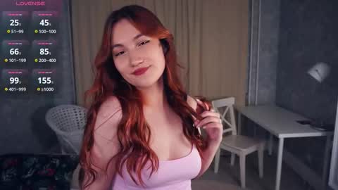 Snapshot of johnnietantum chatting on November 27, 2025, 6:43 pm Rocio online show from November 27, 2025, 6:43 pm