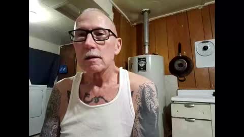 Master online show from March 19, 2026, 7:18 pm