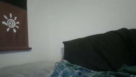 johnnyb1118 online show from February 2, 2025, 4:48 am