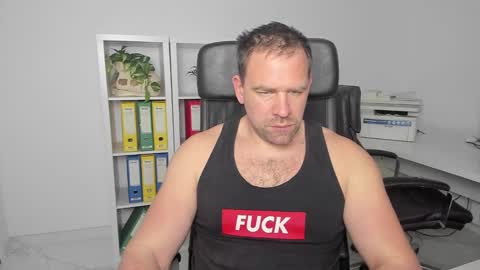 Snapshot of johnnydough82 chatting on January 14, 2025, 4:36 am johnnydough82 online show from January 14, 2025, 4:36 am