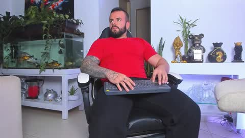 JOHNNY online show from February 6, 2026, 1:32 am