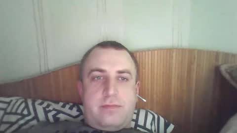 Snapshot of johnoreon chatting on May 1, 2026, 9:36 am johnoreon online show from May 1, 2026, 9:36 am